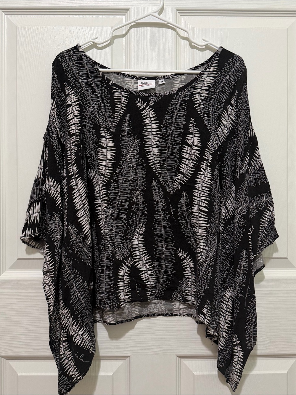 SIMPLY SISTERS Fern Blouse